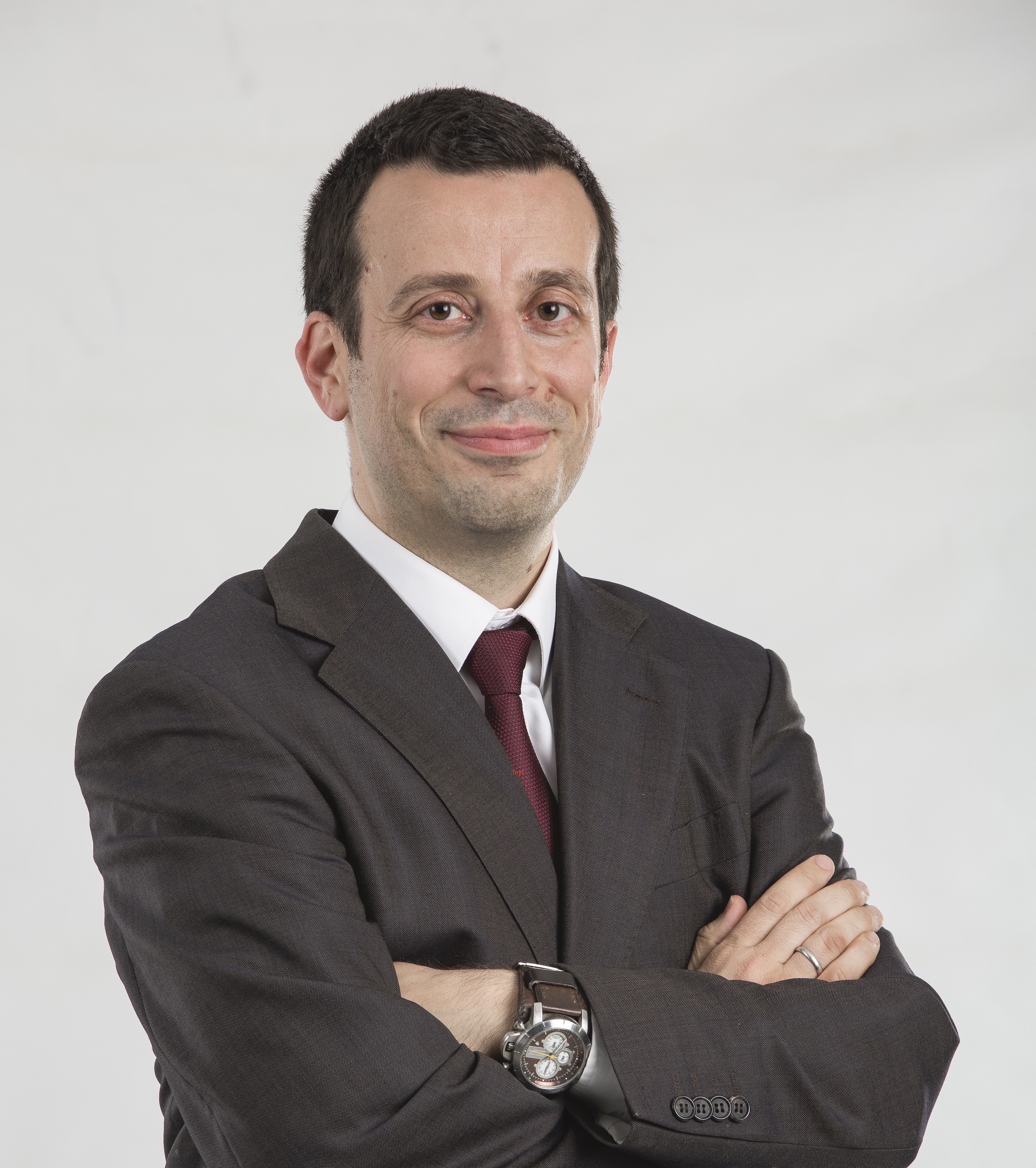 .Doç. Dr. Eray Tüzün